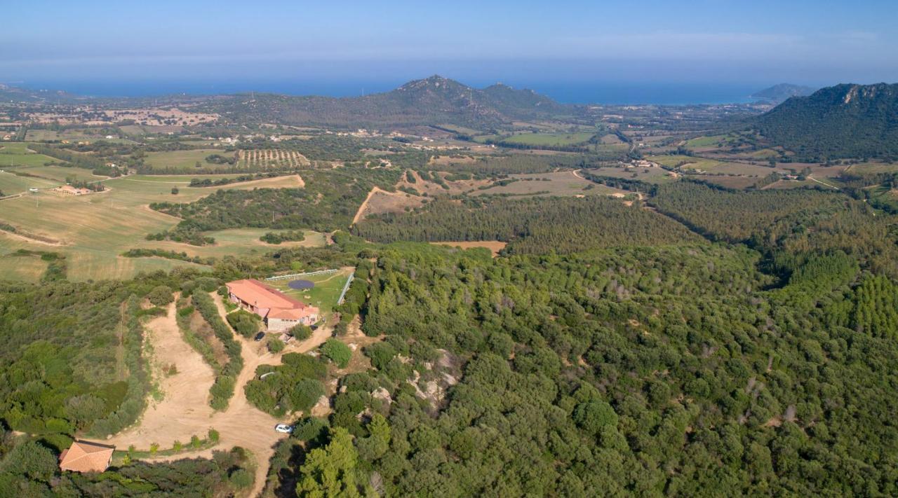 Maison d'hôtes Is Bisus à Castiadas Extérieur photo