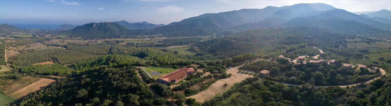 Maison d'hôtes Is Bisus à Castiadas Extérieur photo