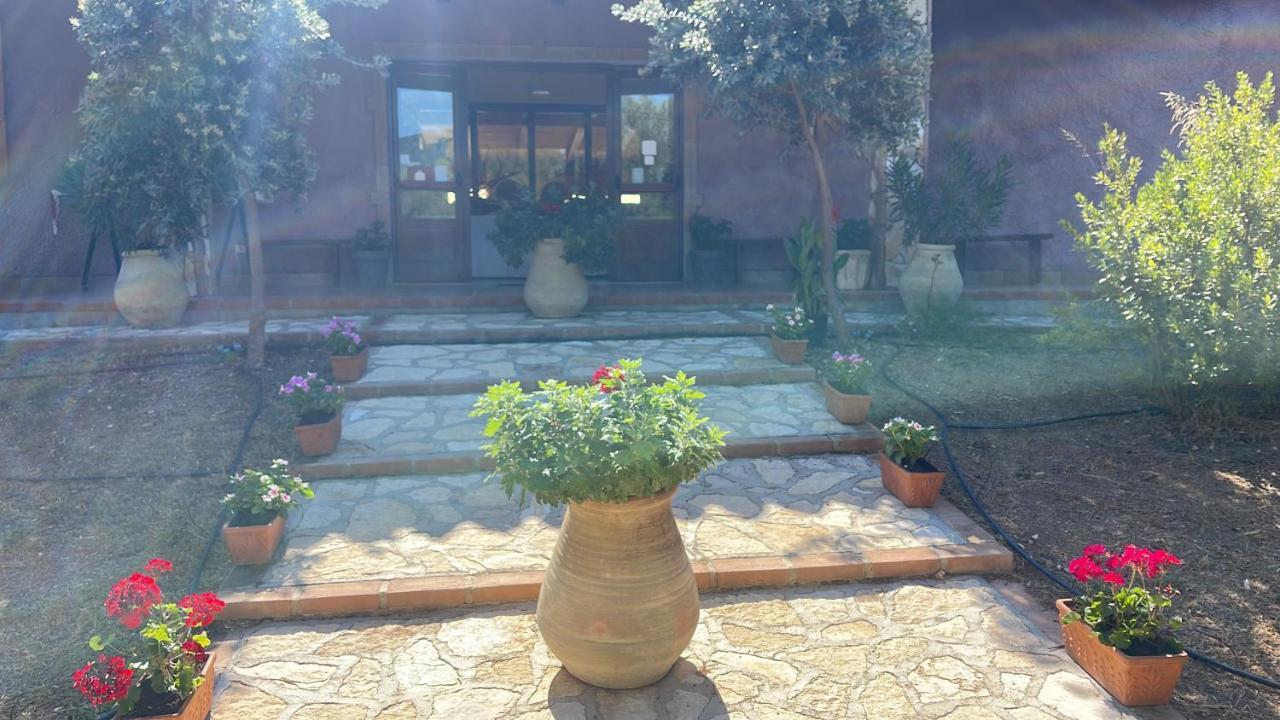 Maison d'hôtes Is Bisus à Castiadas Extérieur photo