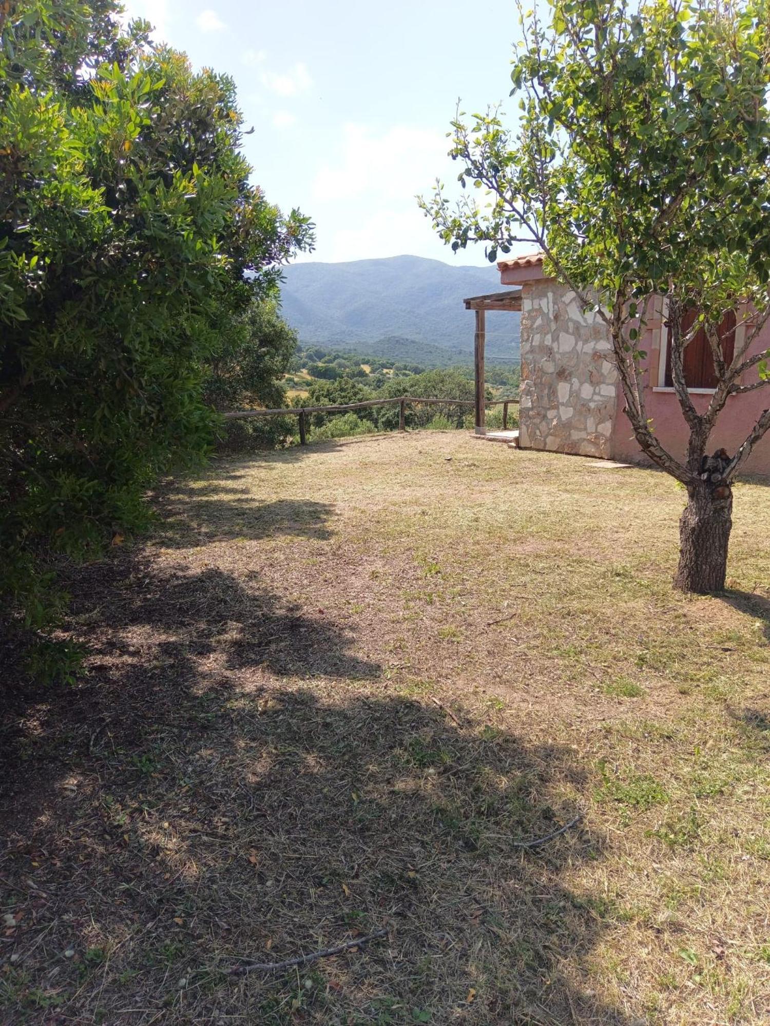 Maison d'hôtes Is Bisus à Castiadas Extérieur photo