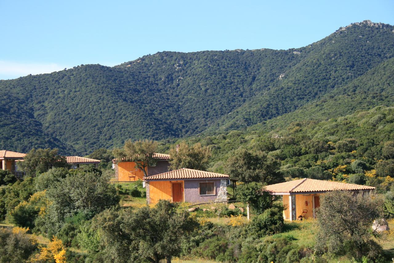Maison d'hôtes Is Bisus à Castiadas Extérieur photo
